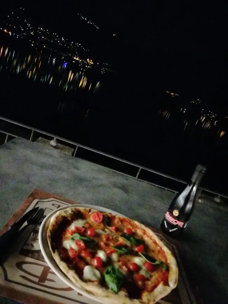 Bri'en pizza e caffè_Brienno_slider_image_2