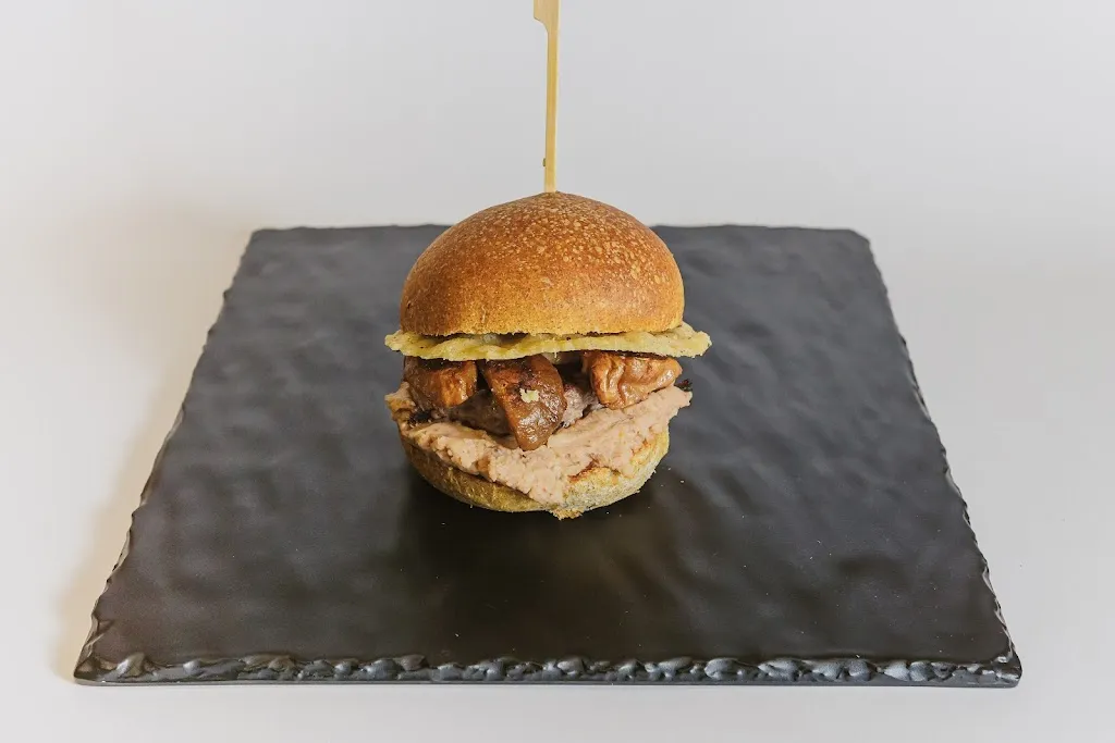 The Pot Spot bistrot_coffe&shop_Adelfia_slider_image_3