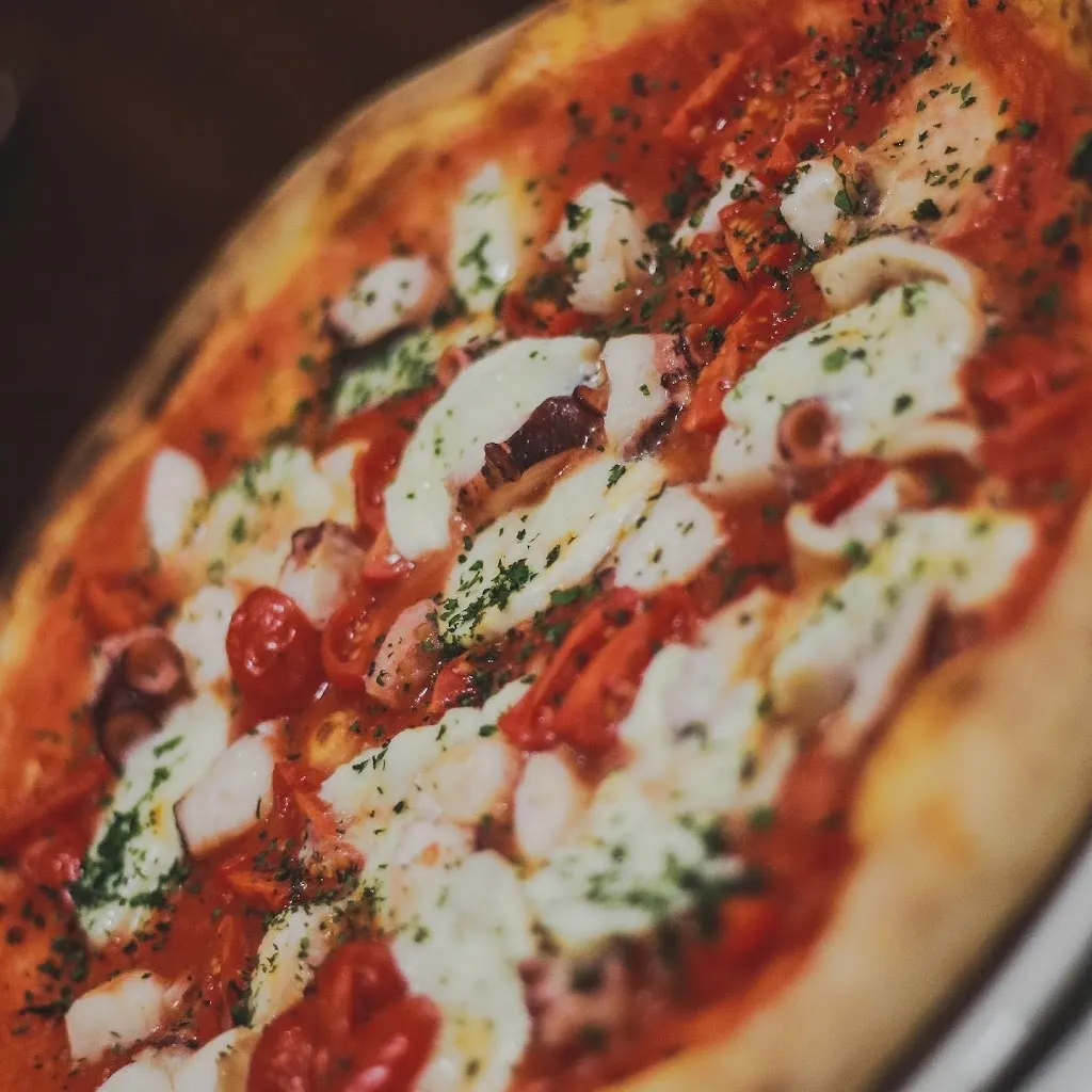 Ristorante Pizzeria Luna Rossa_Brivio_slider_image_2