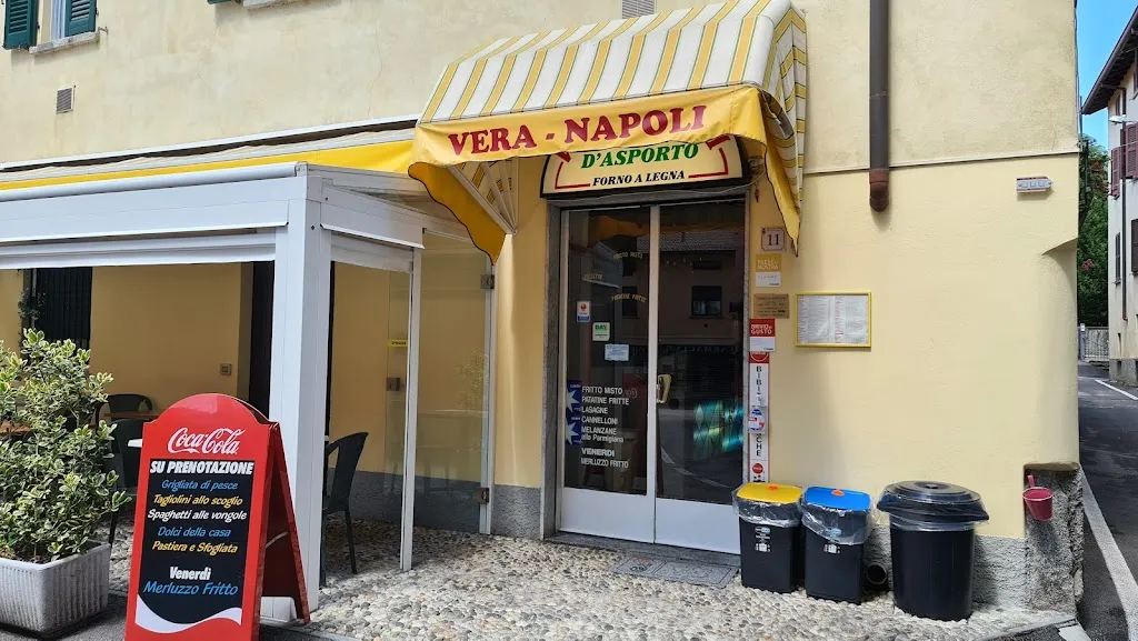 Pizza Da Asporto Vera Napoli Peluso Carmela restaurant in Brivio