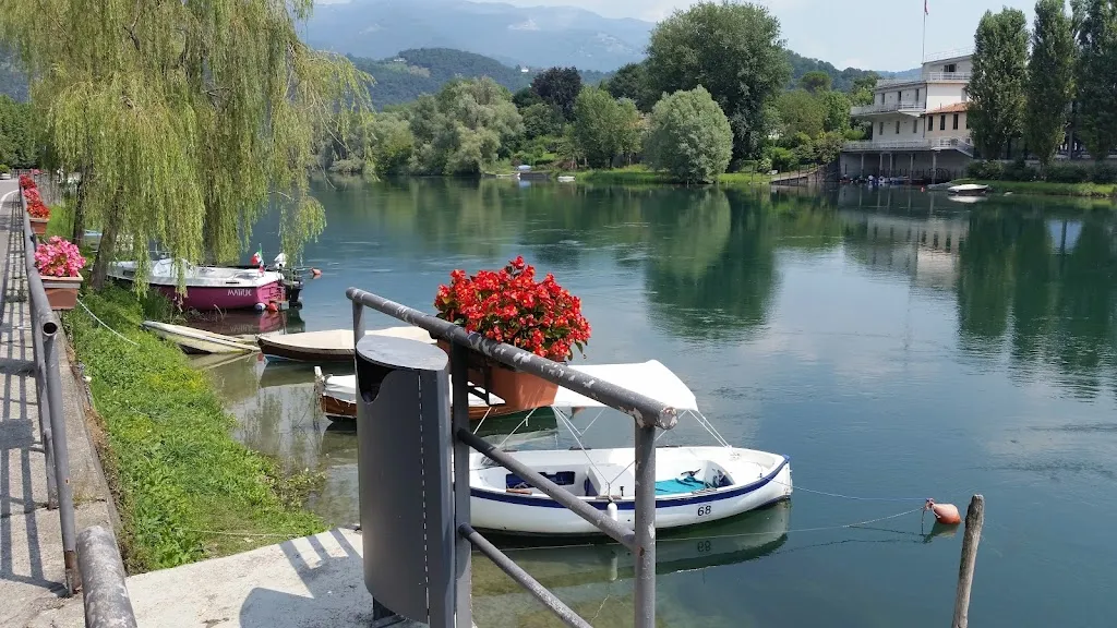 Gordon Riches_Tofè Cafè_Brivio_review