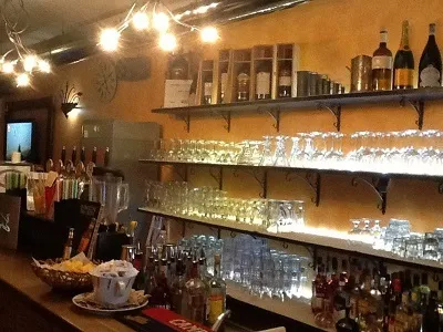 Tofè Cafè restaurant in Brivio