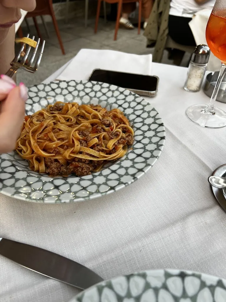 Burcin Yesil_Ristorante Pasta & Basta_Brumano_review