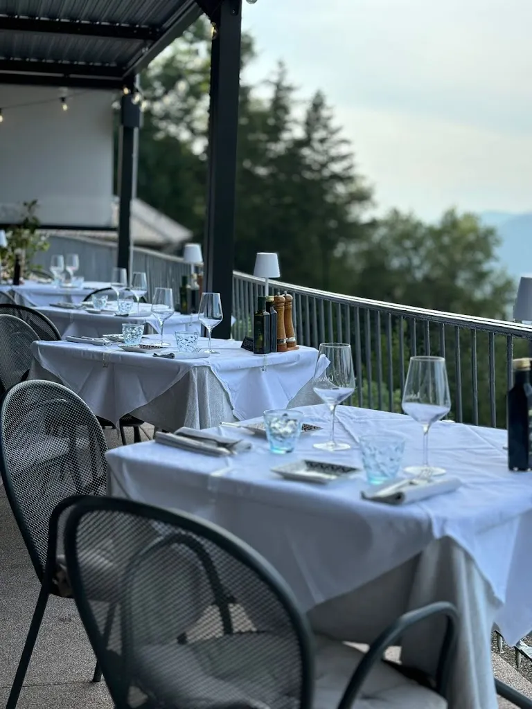 MamaGina Bistrot & Restaurant_Brunate_slider_image_1