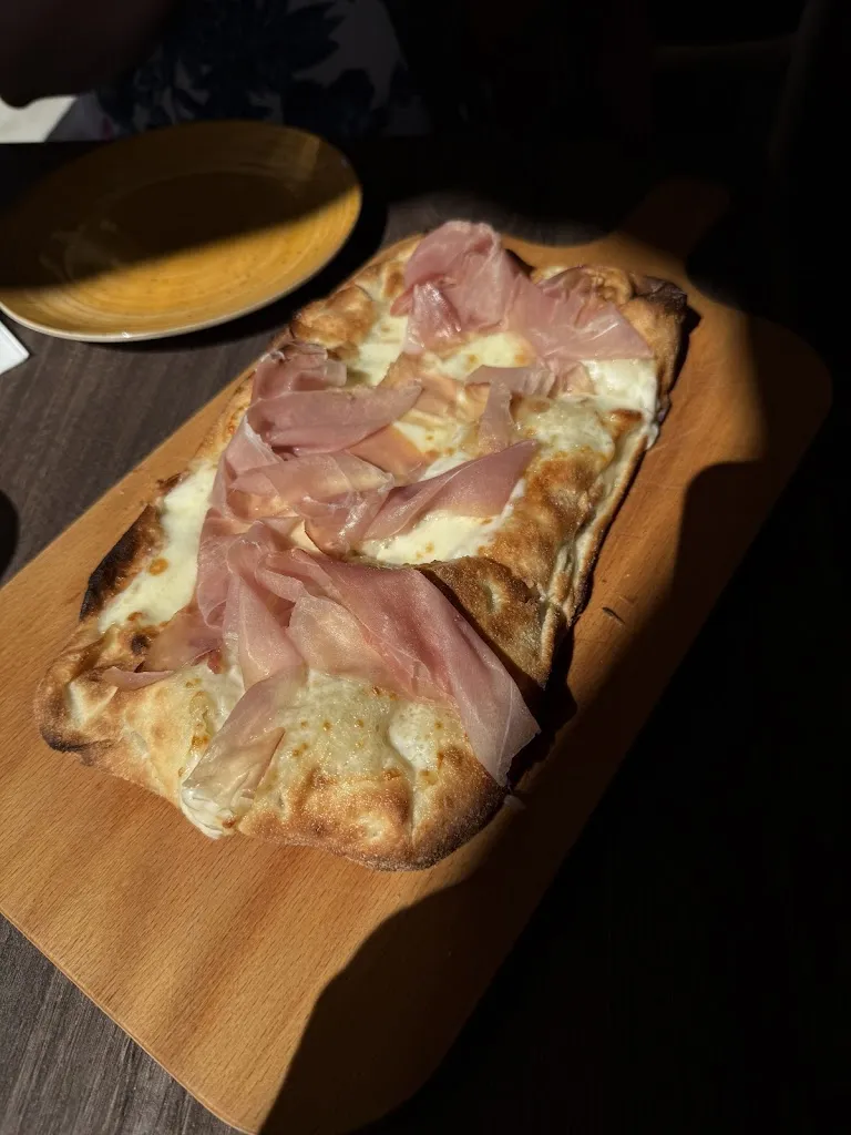 Lonnie McDonald_Capolinea Bistrot_Brunate_review