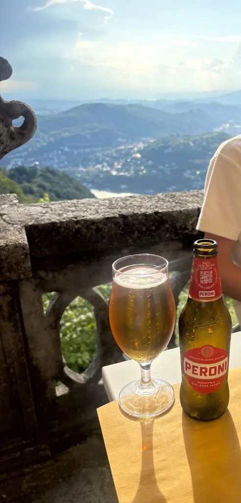 Tomas Leškys_Il Balcone sul Lago cafè_Brunate_review