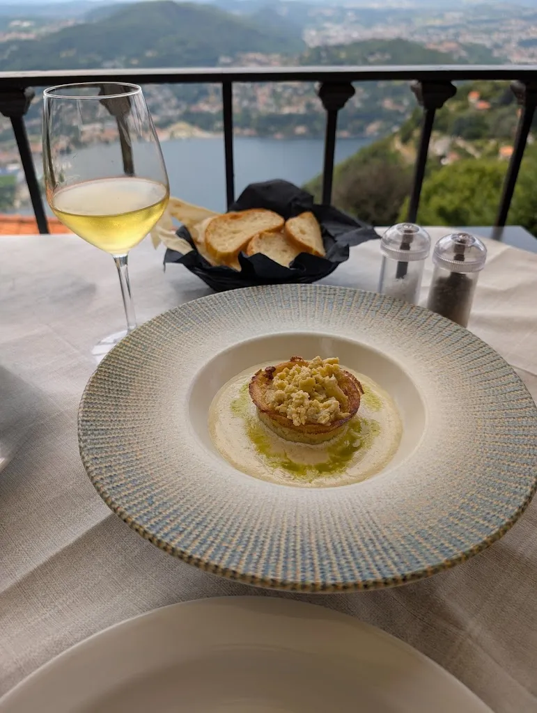 Gary Hindson_Trattoria dei Bracconieri Brunate_Brunate_recensione