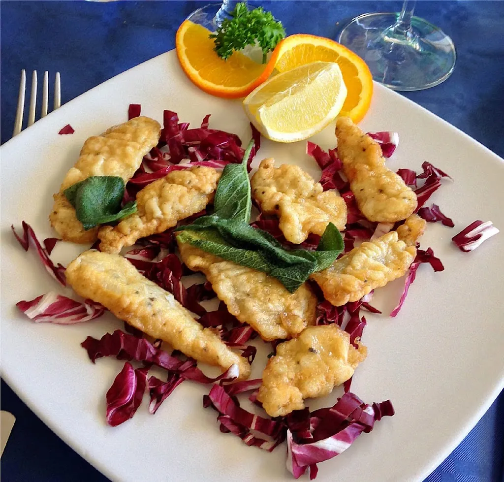 Trattoria dei Bracconieri Brunate_Brunate_slider_image_3