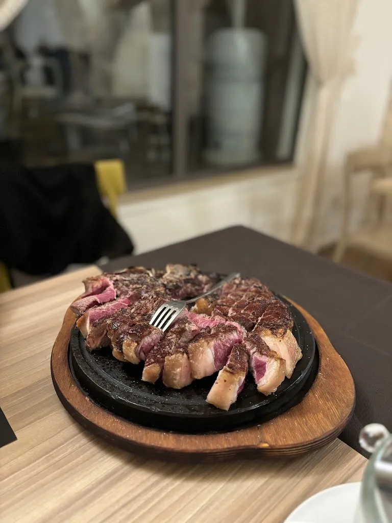 ngân giang_Fuochi Braceria Pizzeria_Adelfia_Bewertung