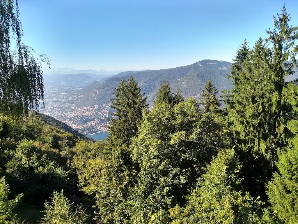 Laurie Carmier_Ristorante albergo Capanna C.A.O. - Brunate _Brunate_review