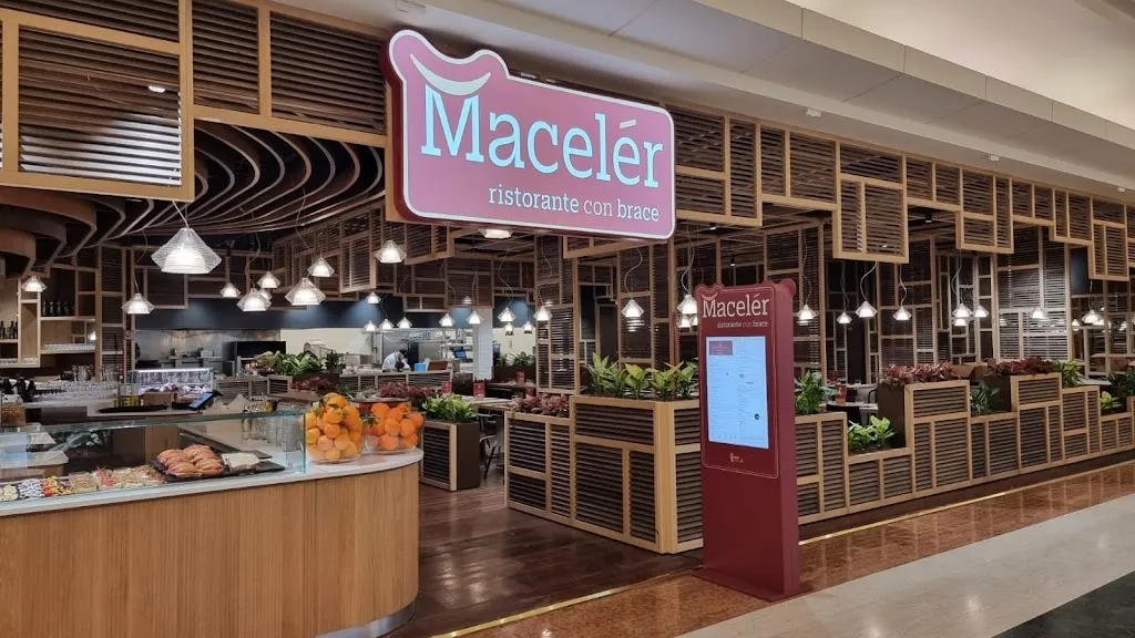 Macelér - ristorante con brace restaurant in Brusaporto