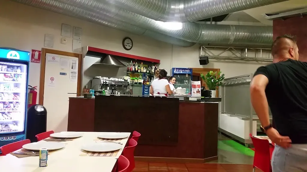 Ristorante Pizzeria Self Service Midi'_Brusaporto_slider_image_2