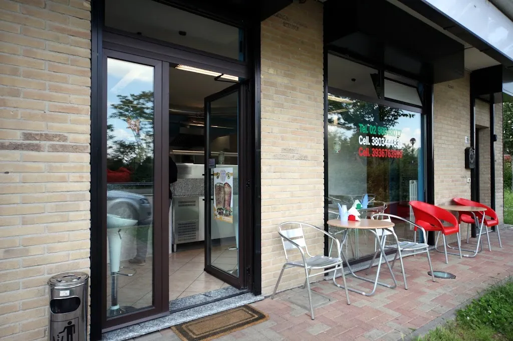 Pizzeria Caraibi Milano restaurant in Bubbiano