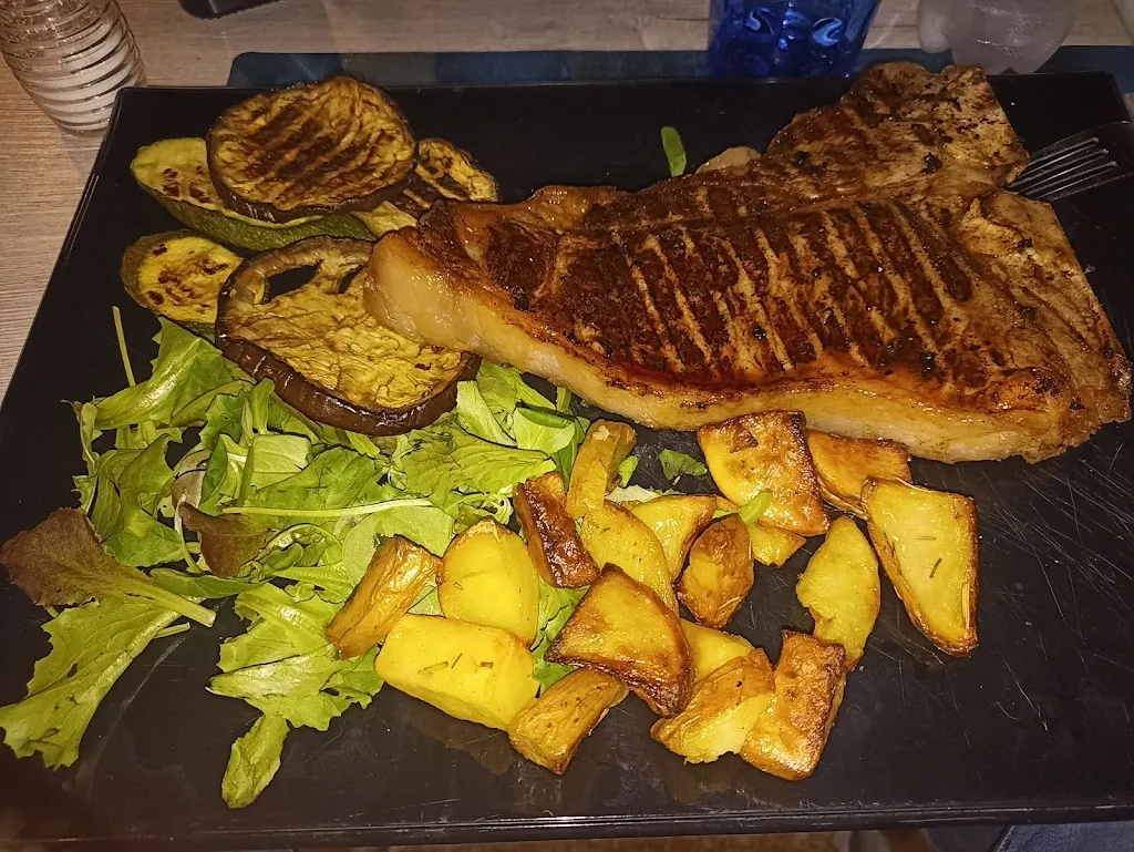 Erminio Pignatelli_JASTER CLUB_Adelfia_review