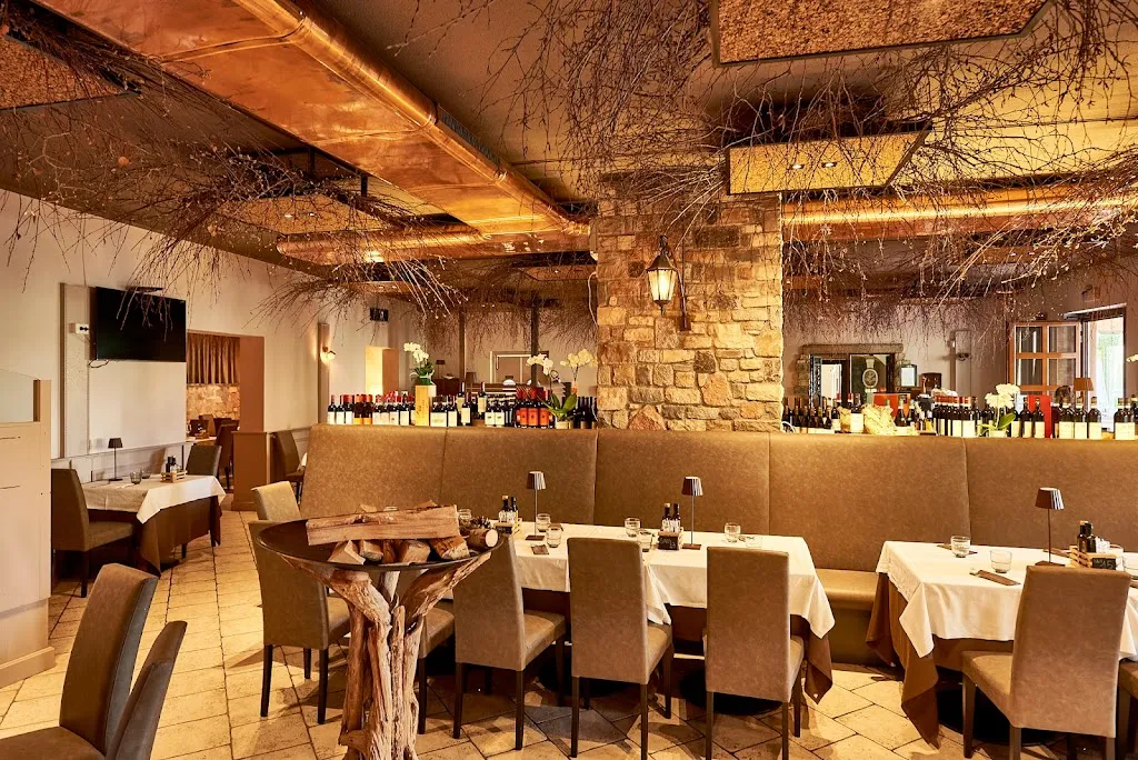 Restaurant Grotto Bagat_Brusimpiano_slider_image_1