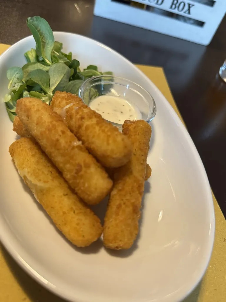 M K_The Old Yankee's Pub And Grill_Brusimpiano_review