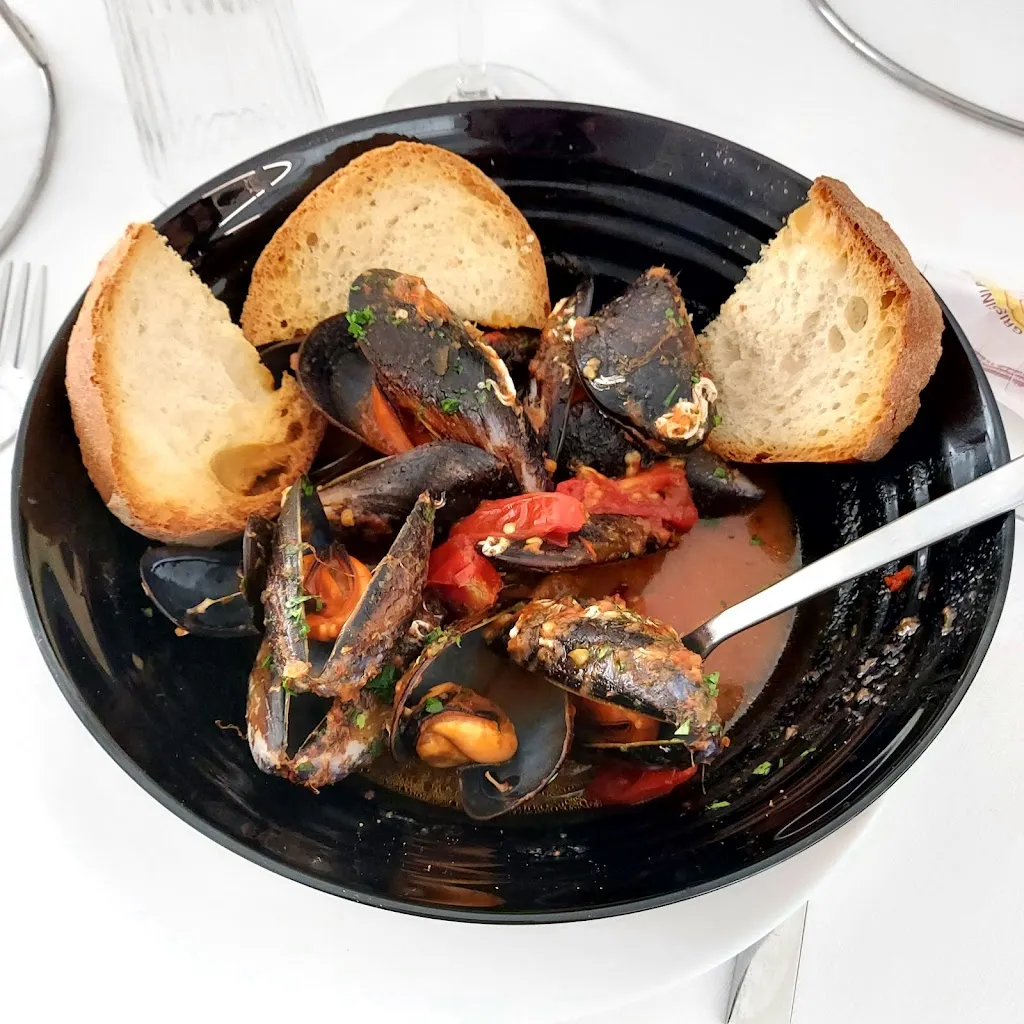 Menu_Altamareabroni Restaurant_Broni_image_1