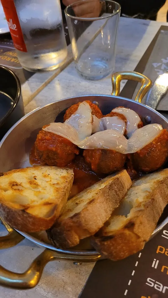 nate groff_OFFICINA PUB BIRRERIA_Adelfia_review