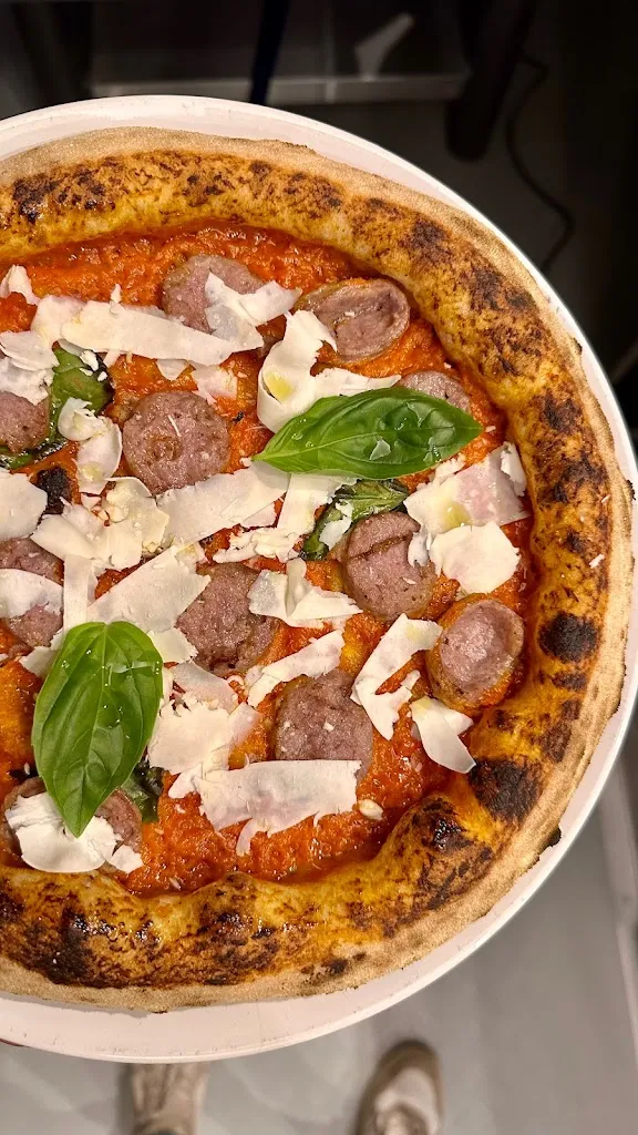 Centro Pizza Contemporanea_Broni_slider_image_2