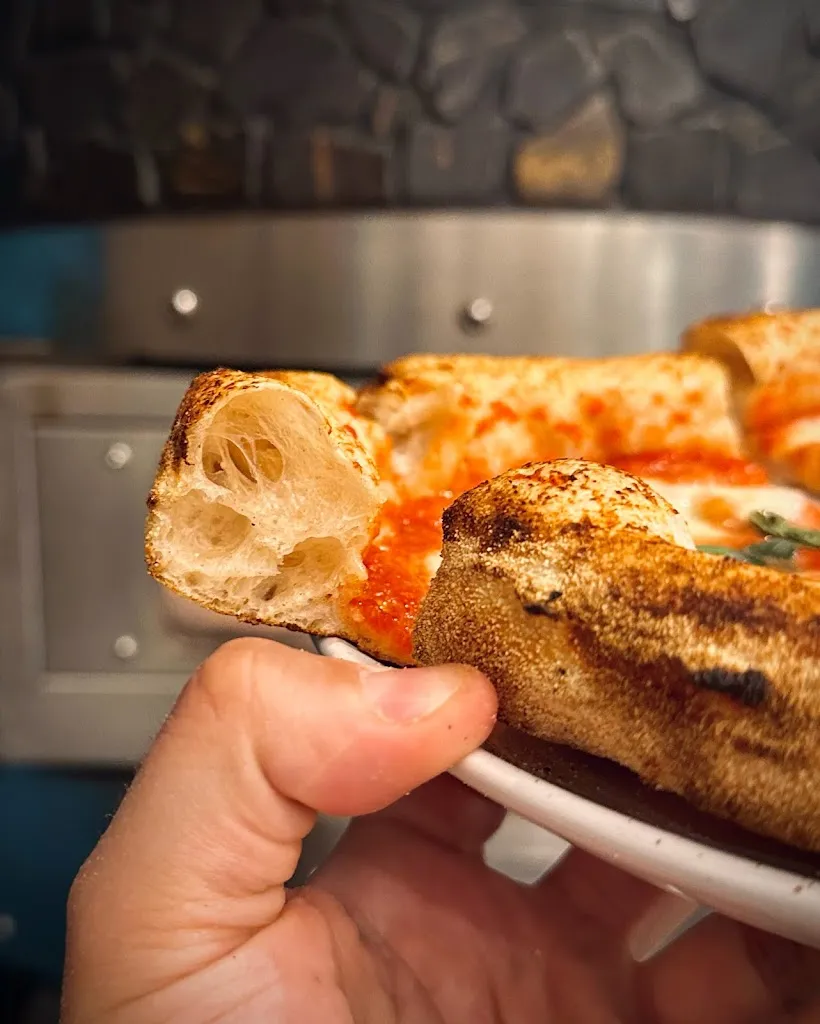 Centro Pizza Contemporanea_Broni_slider_image_3