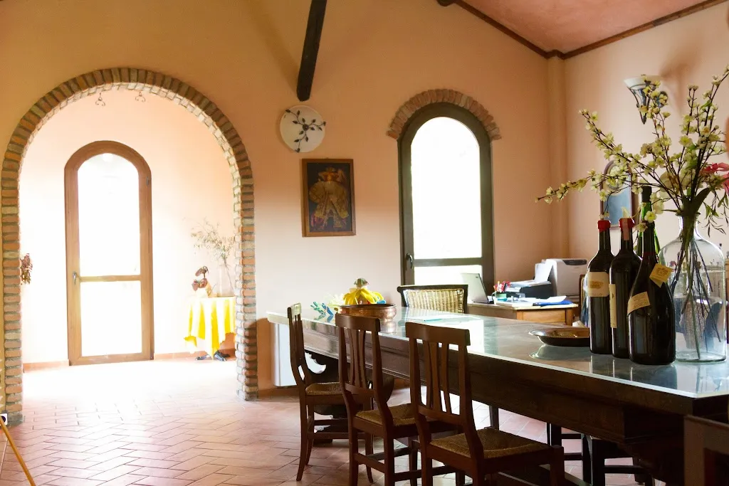 Domus Paradisi restaurant in Broni