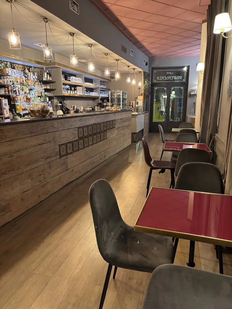 Caffè indipendenza restaurant in Broni