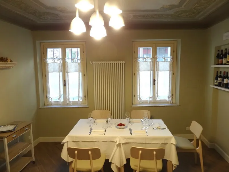 Gioele restaurant in Broni