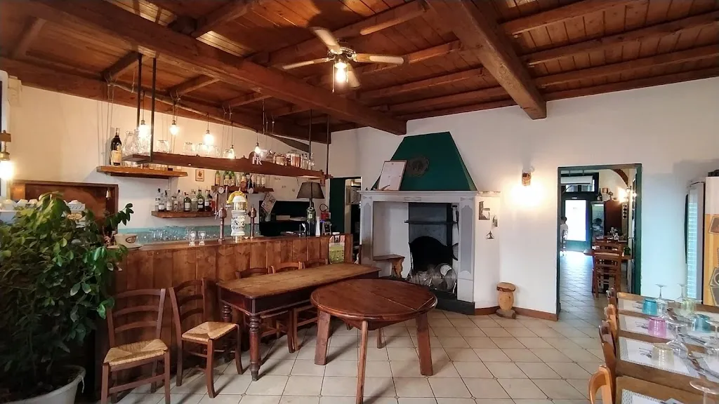 Circolo famigliare 1904 ex Trattoria della Rosa restaurant in Buguggiate