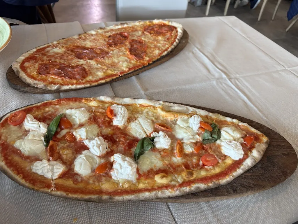 Helen Gillholm_Yelken Pizzeria & Steakhouse_Bulgarograsso_review