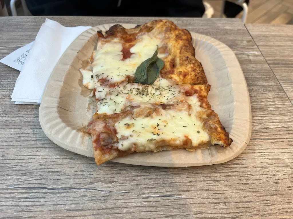 Dominic Rau_Autogrill Lario Ovest_Bulgorello_review