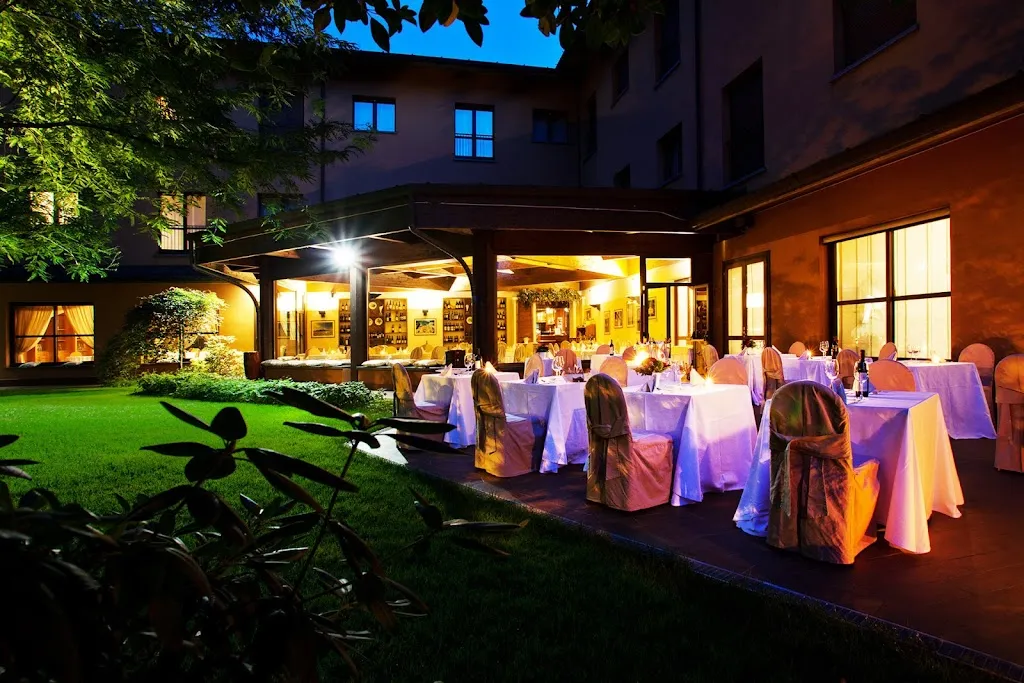 Brianteo Hotel Residence and Restaurant restaurant in Burago di Molgora