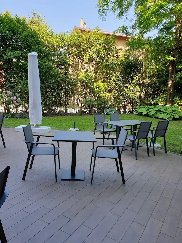 Feeling Restaurant_Burago di Molgora_slider_image_1