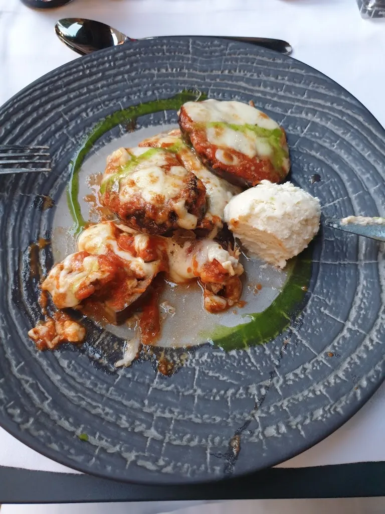 Feeling Restaurant_Burago di Molgora_slider_image_2