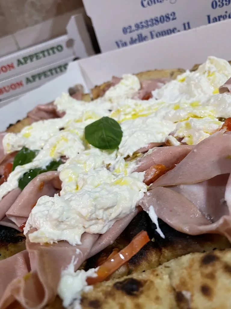 Pizza al Volo Burago di Molgora_Burago di Molgora_slider_image_2