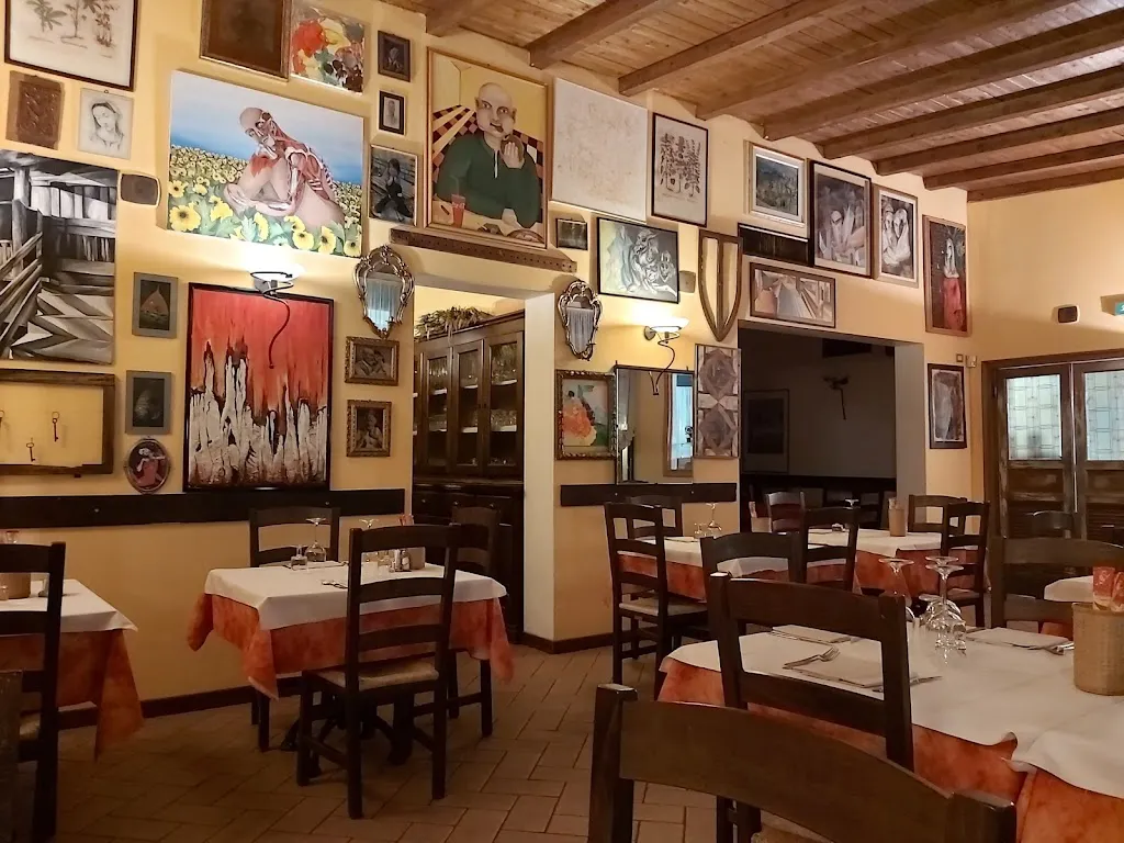 Hotel Ristorante Locanda del Vecchio Gelso restaurant in Burago di Molgora