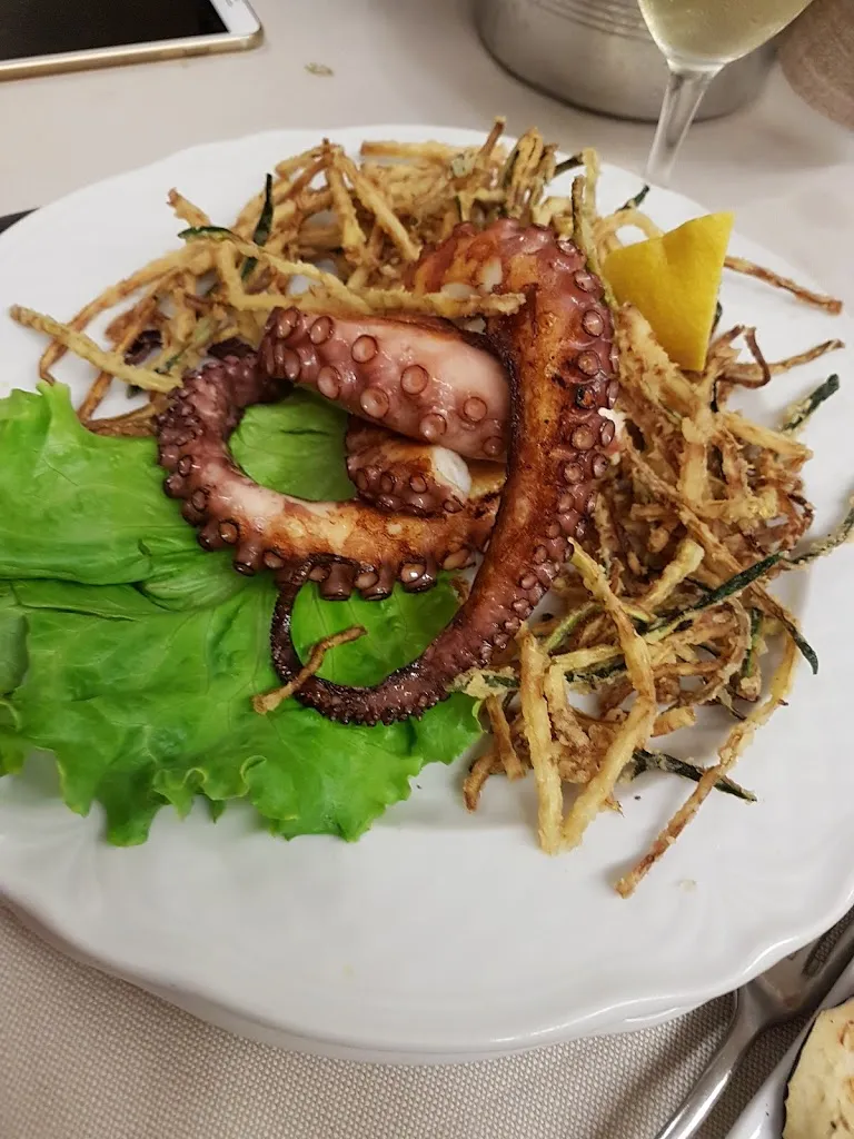 Андрій Мороз_IQOS PREMIUM PARTNER BUCCINASCO_Buccinasco_review