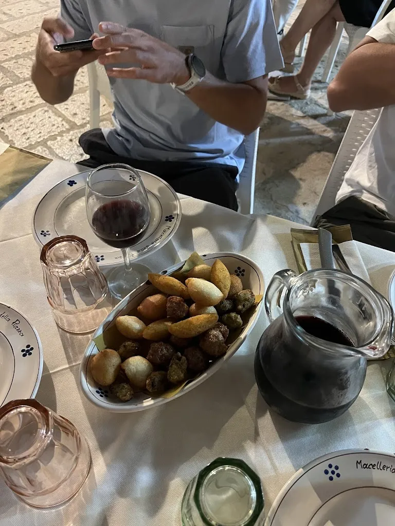 Federico Sartorello_Macelleria della Piazza_Alessano_review