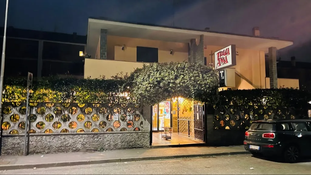 Bar Pizzeria Anna_Bussero_slider_image_1