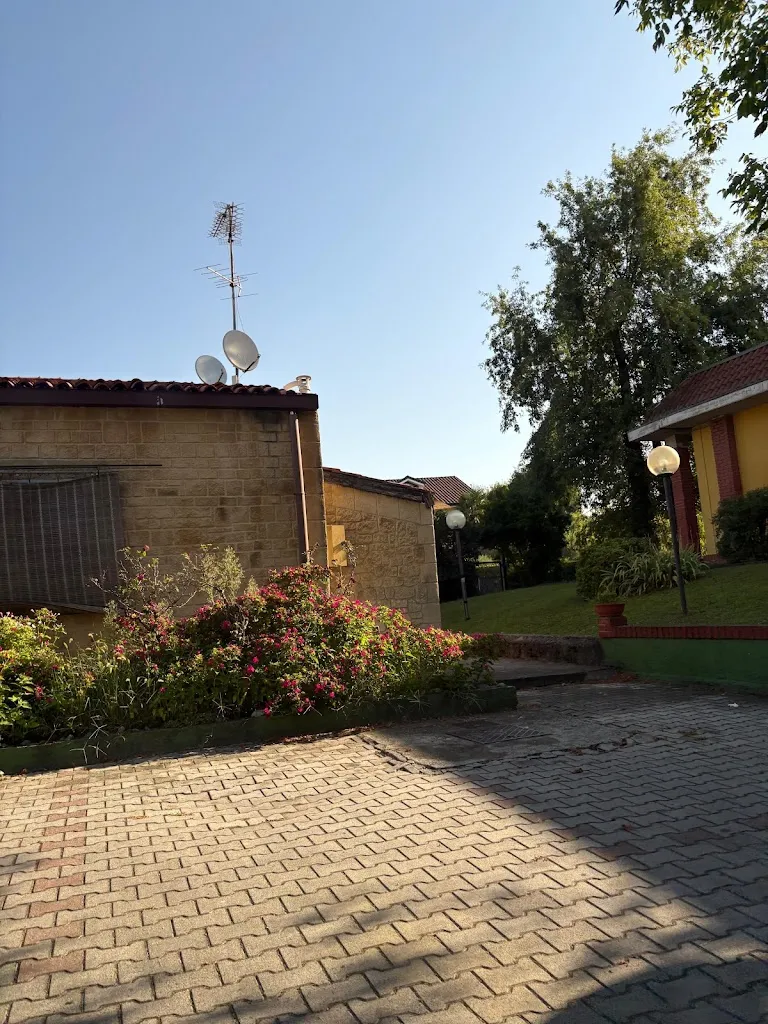 Ugurcan Ozdemir_RistHotel Pianura Inn_Busnago_recensione