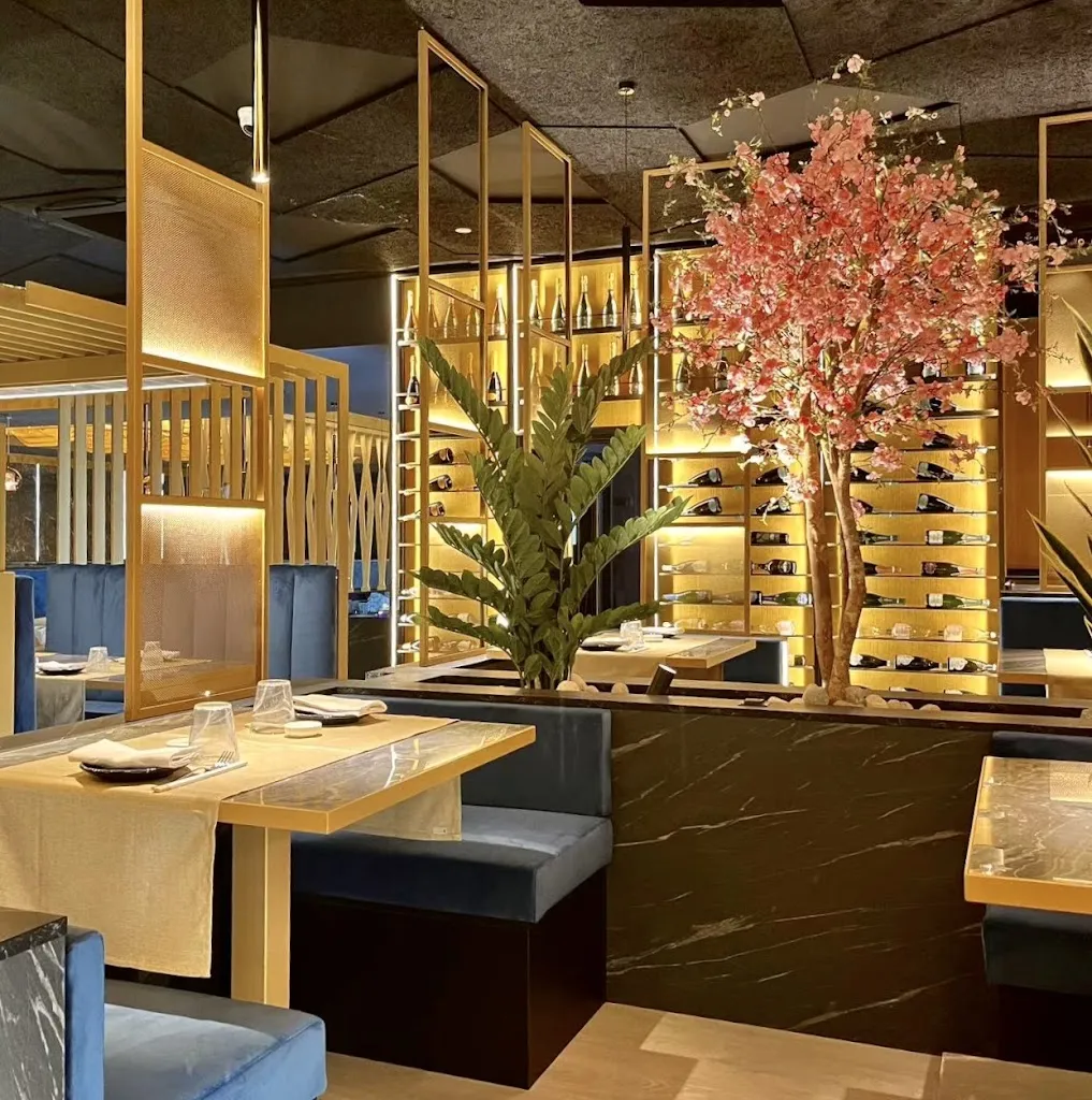 MOOD Sushi Restaurant • Busnago_Busnago_slider_image_1