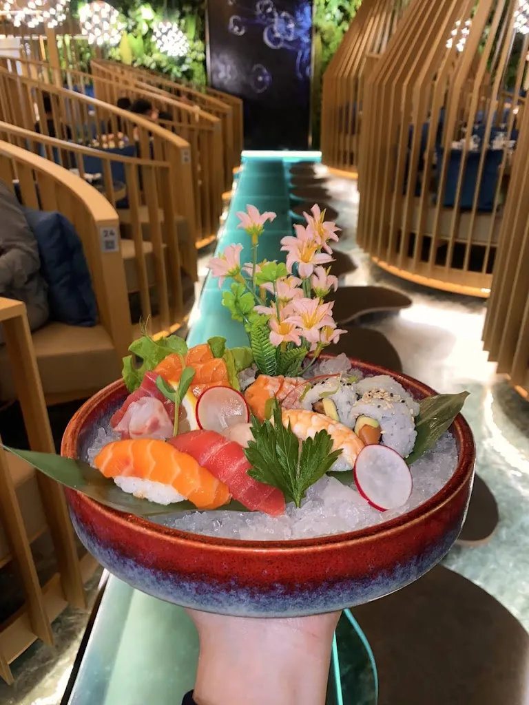 MOOD Sushi Restaurant • Busnago_Busnago_slider_image_3