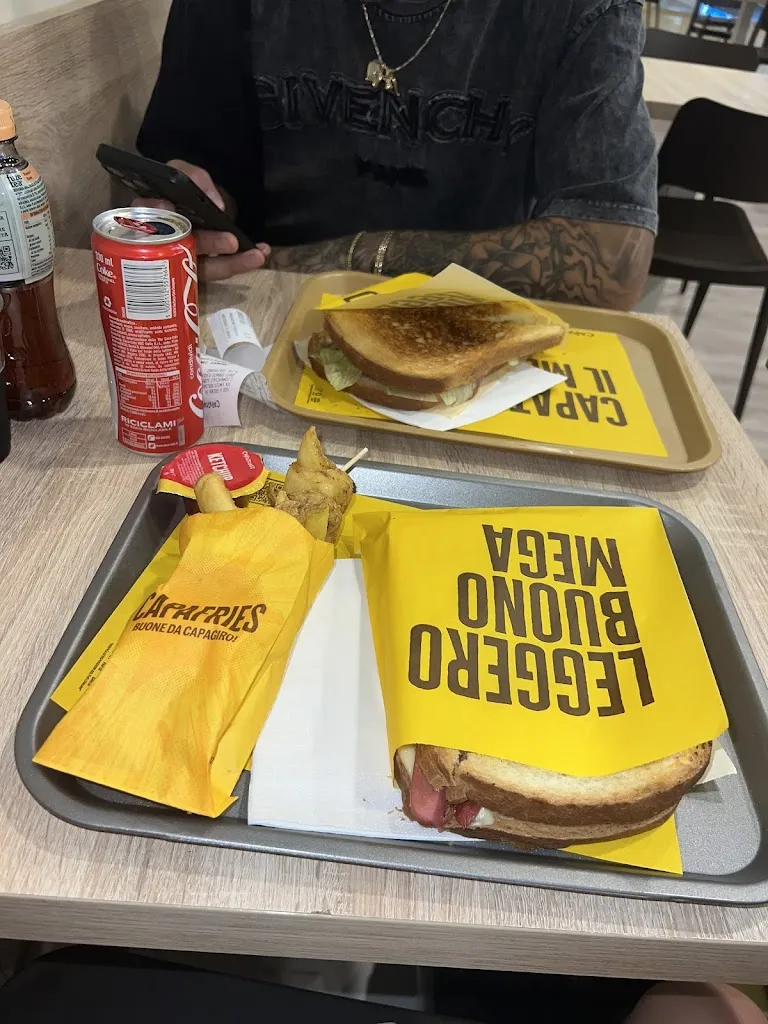 Mademoiselle S_Capatoast - Busnago Globo_Busnago_review