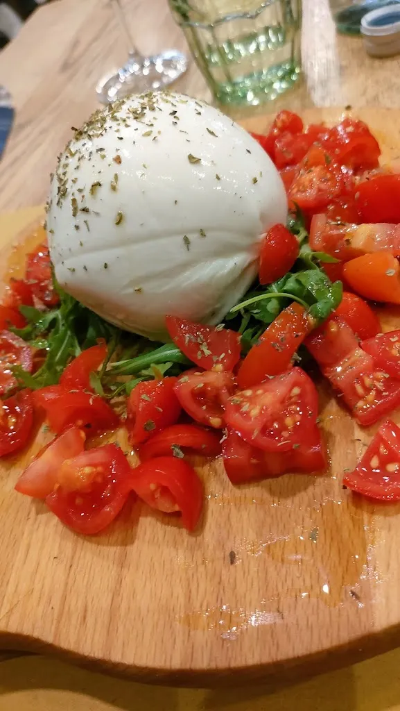 Menu_Mozzarella e Basilico_Busnago_image_8