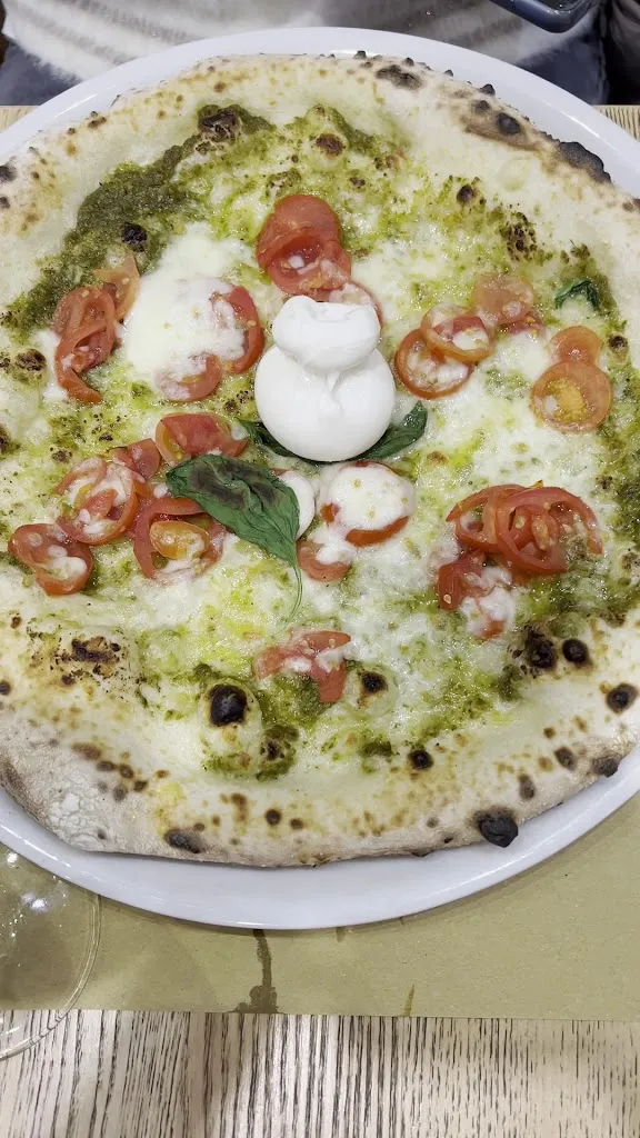 Mozzarella e Basilico_Busnago_slider_image_2