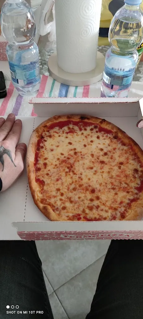 Lorenzo Prevedello_Specialità Turche Istanbul Turkish Kebap-Pizza_Busto Garolfo_recensione