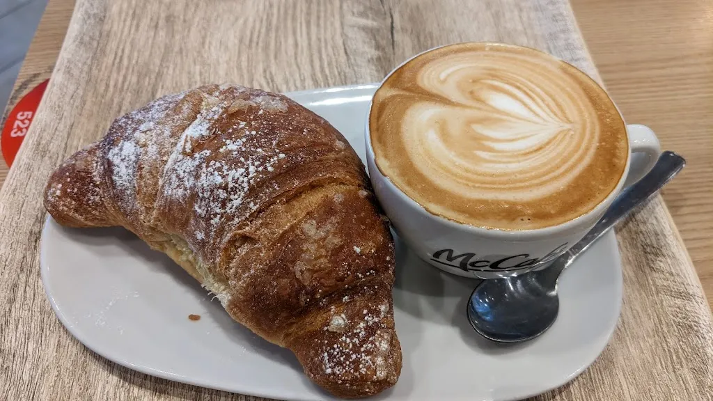 Luciano Barbati_McDonald's_Busto Garolfo_review