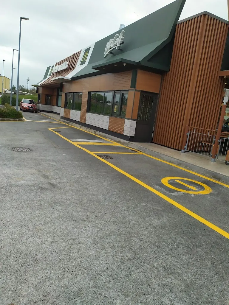 Alex_McDonald's_Busto Garolfo_review