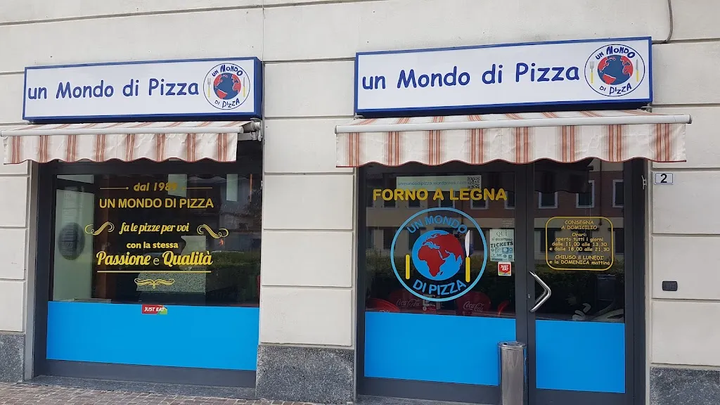 Un Mondo di Pizza restaurant in Busto Garolfo