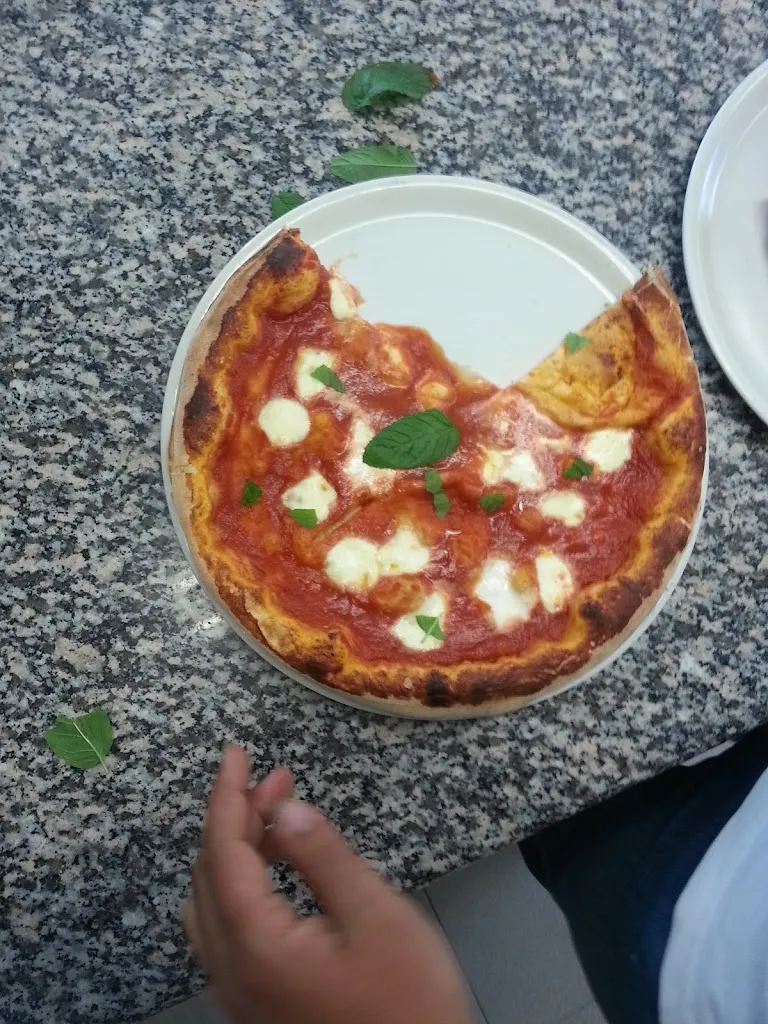 Menu_Gino's Pizza_Busto Garolfo_image_3