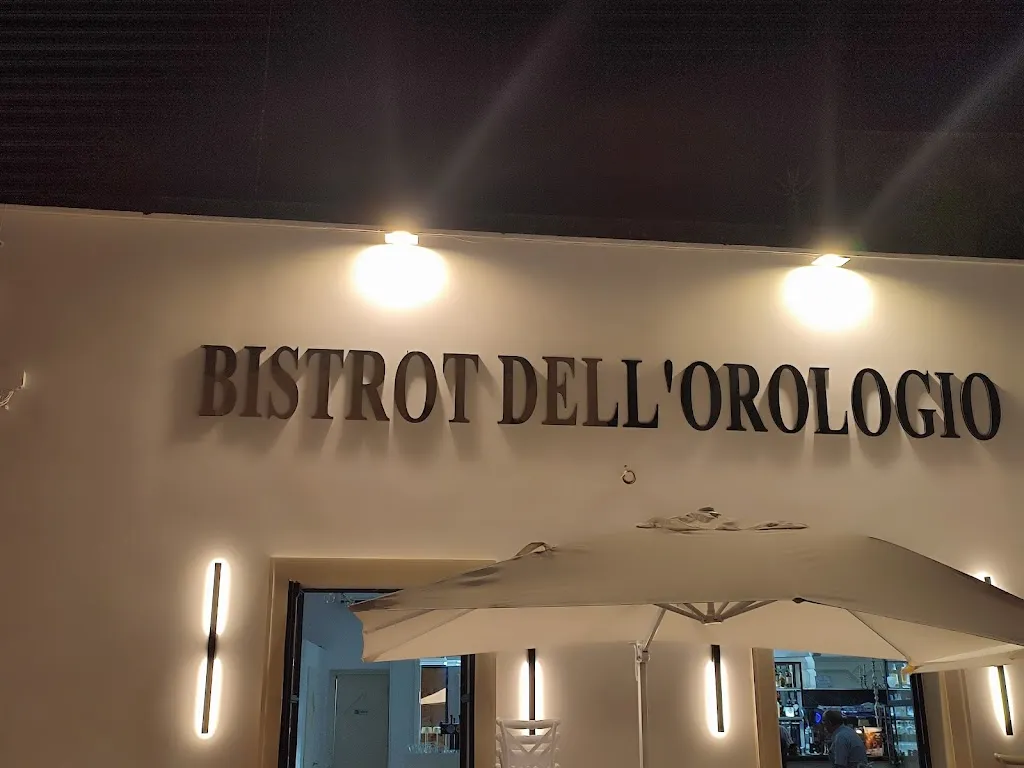 BISTROT DELL'OROLOGIO restaurant in Alessano